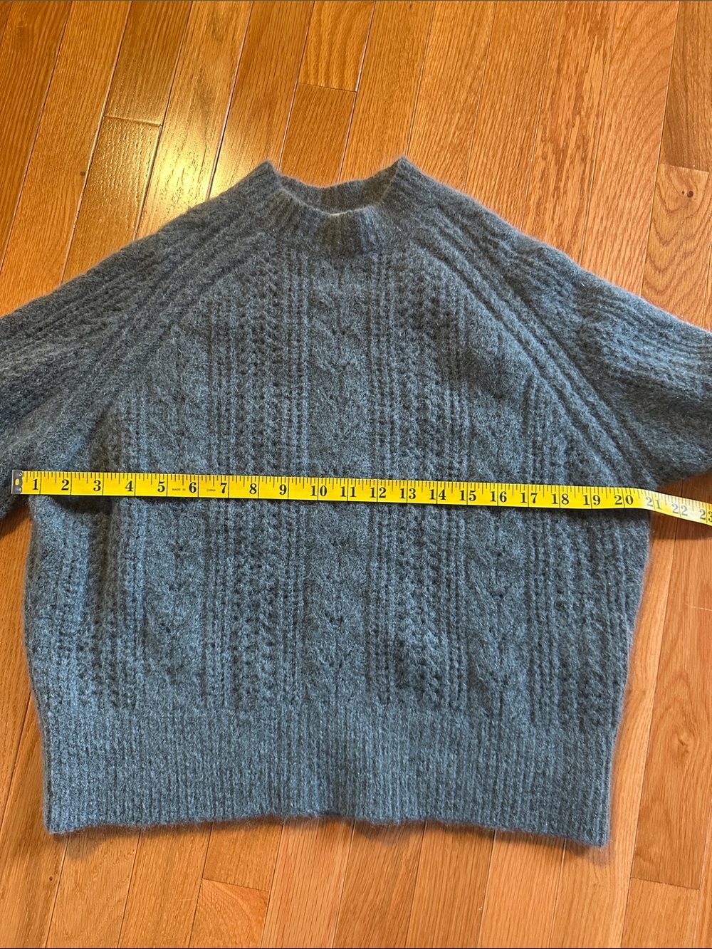 Sézane Scarlett sage colored sweater - Picture 6 of 8